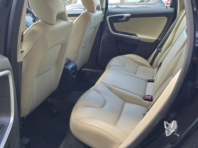 2025 Volvo Xc60