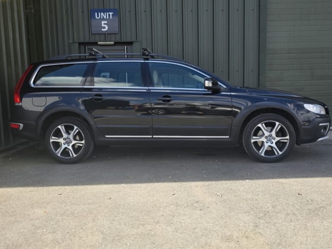 2025 Volvo Xc70