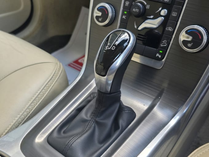 2025 Volvo Xc70
