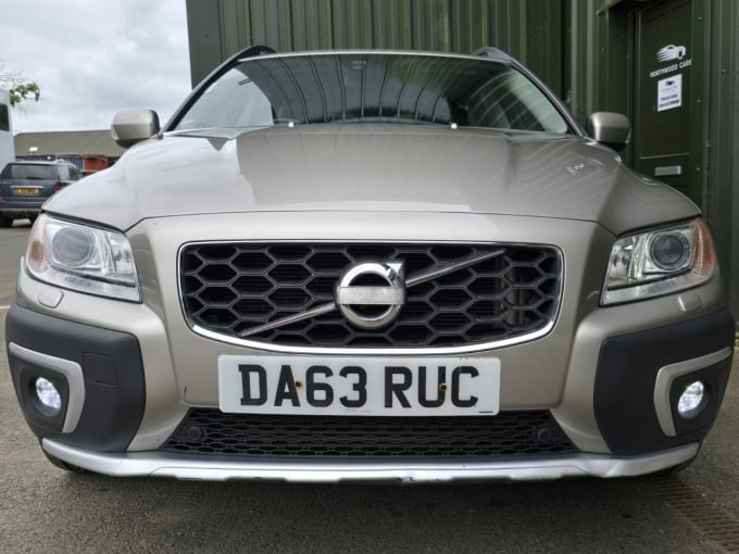 2025 Volvo Xc70