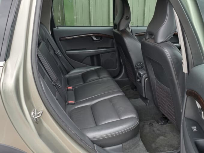 2025 Volvo Xc70