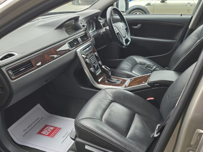 2025 Volvo Xc70
