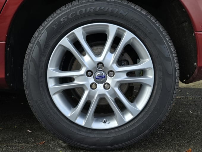 2025 Volvo Xc60