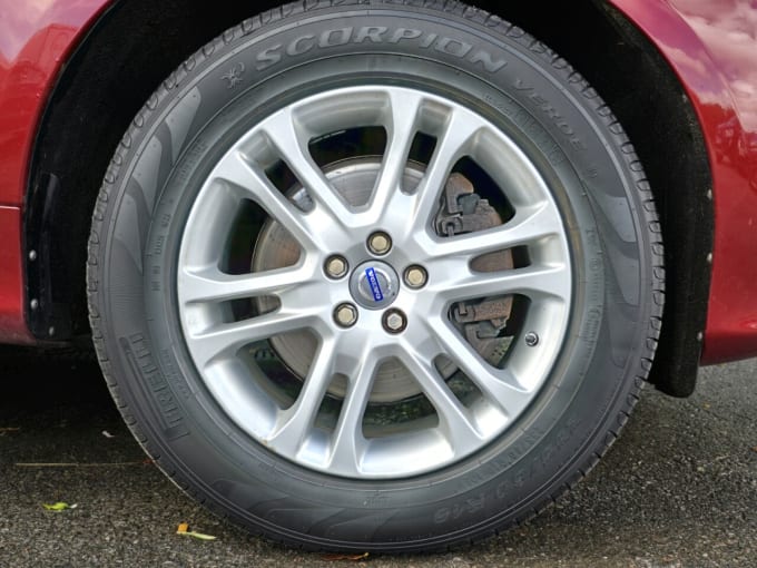 2025 Volvo Xc60