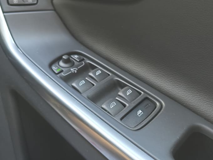 2025 Volvo Xc60