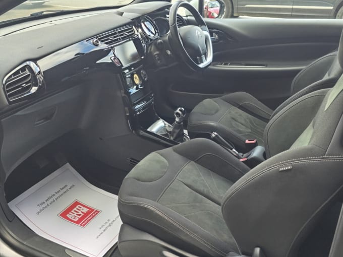 2025 Ds Automobiles Ds 3