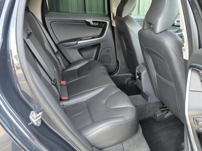 2025 Volvo Xc60