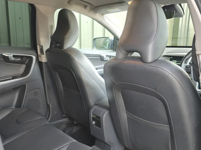 2025 Volvo Xc60