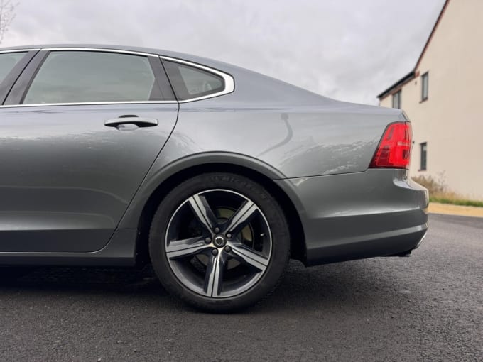 2018 Volvo S90