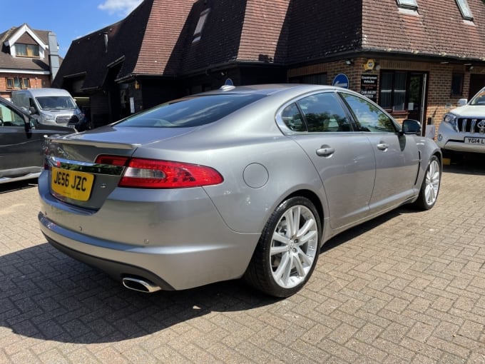 2010 Jaguar Xf