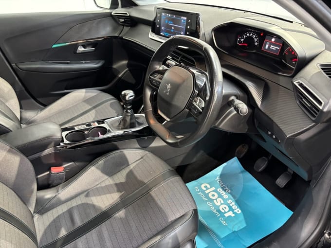 2025 Peugeot 208