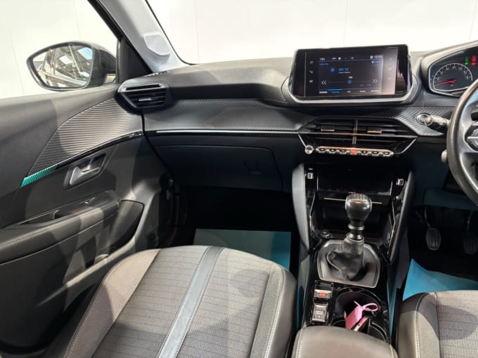 2025 Peugeot 208