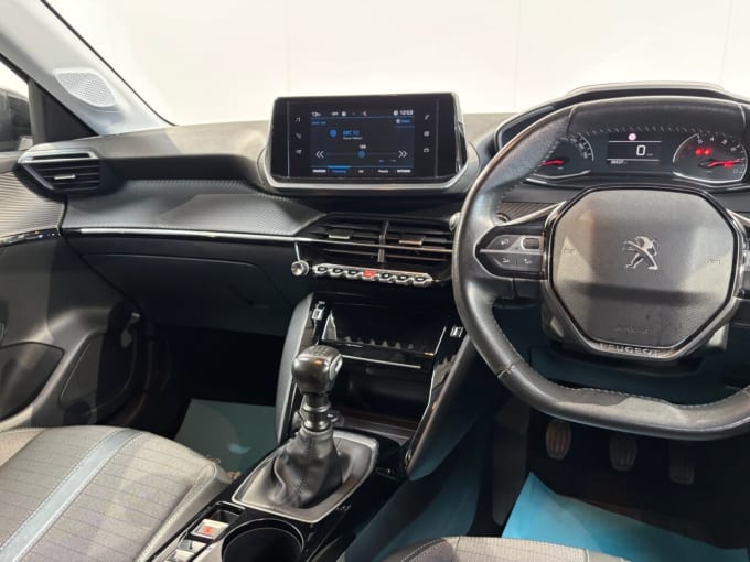 2025 Peugeot 208