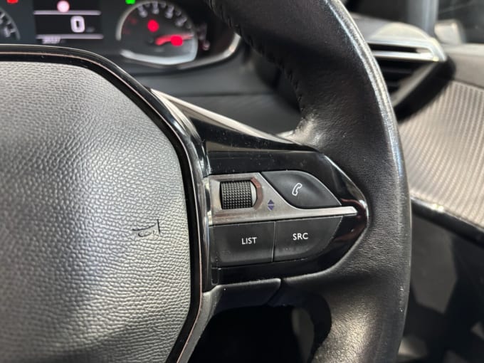 2025 Peugeot 208