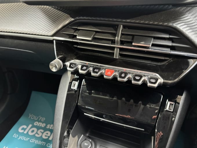 2025 Peugeot 208