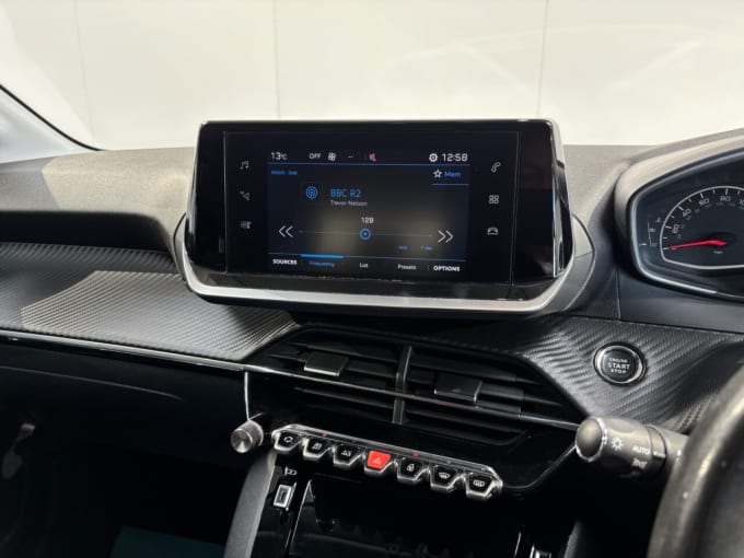 2025 Peugeot 208