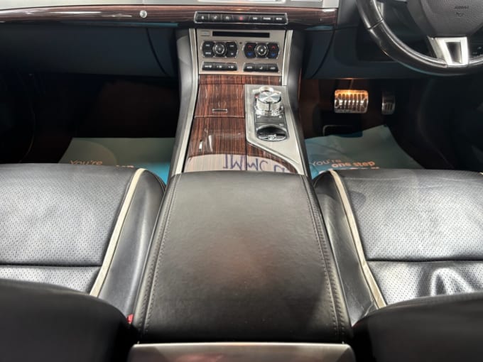 2025 Jaguar Xf