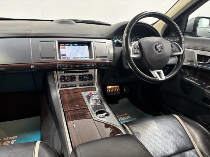 2025 Jaguar Xf