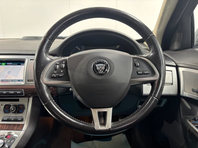 2025 Jaguar Xf