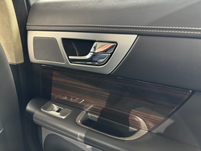 2025 Jaguar Xf