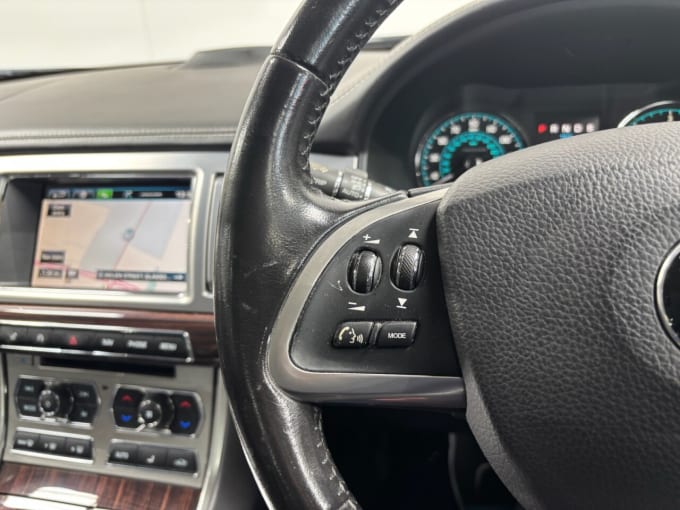 2025 Jaguar Xf
