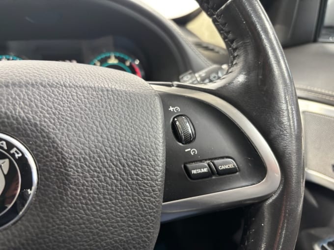 2025 Jaguar Xf