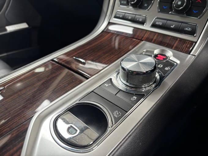 2025 Jaguar Xf