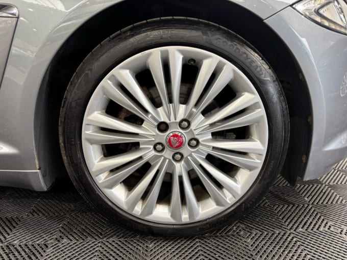 2025 Jaguar Xf