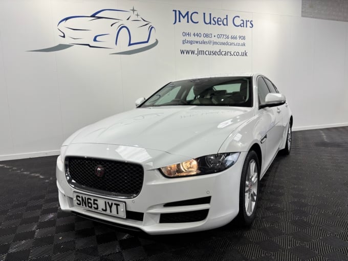 2025 Jaguar Xe