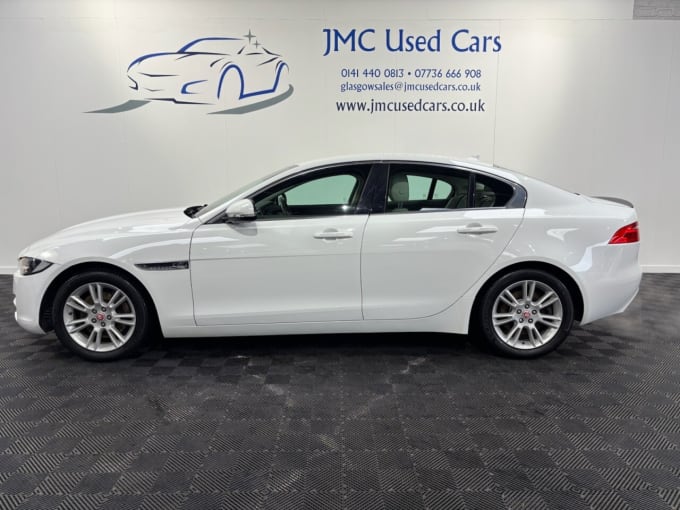 2025 Jaguar Xe