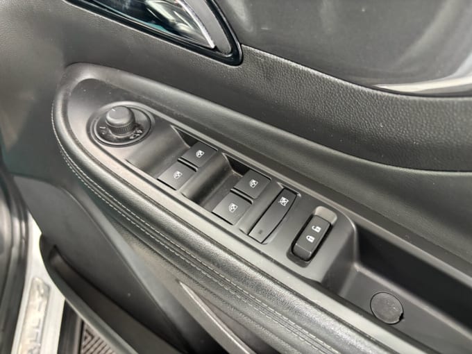 2025 Vauxhall Mokka X