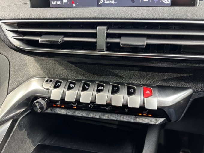 2025 Peugeot 5008