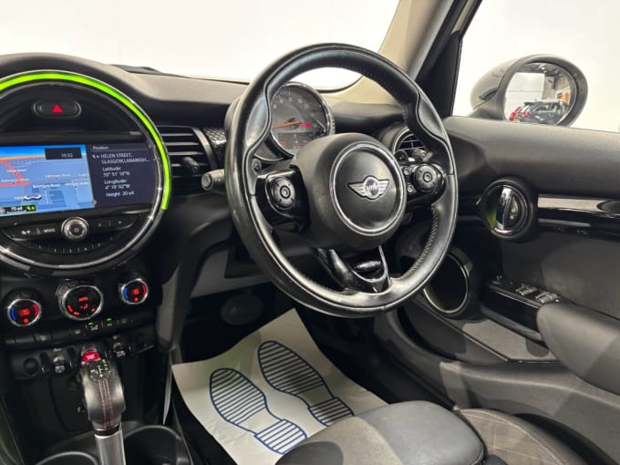 2025 Mini Hatch