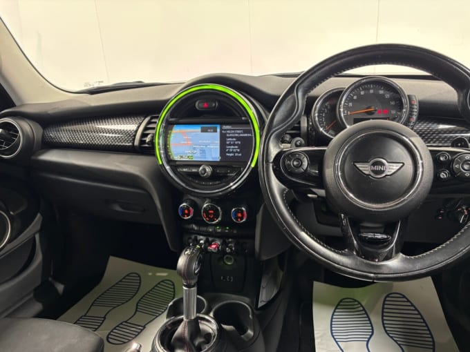 2025 Mini Hatch