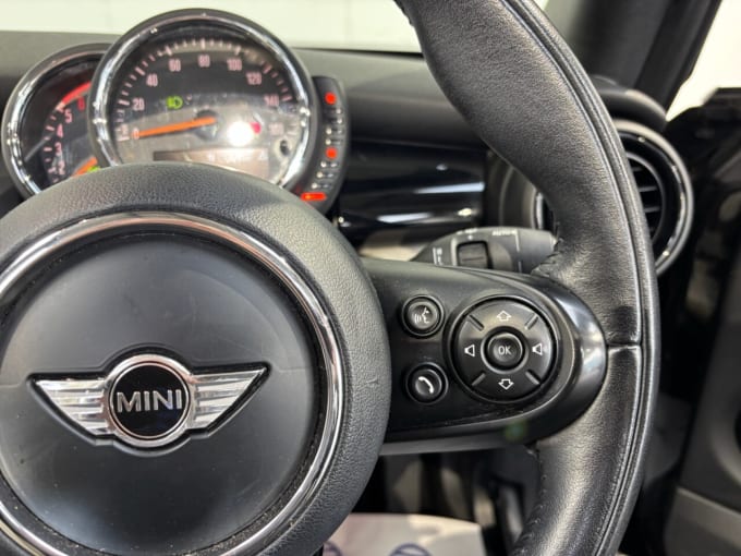 2025 Mini Convertible