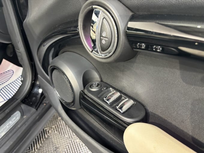 2025 Mini Convertible