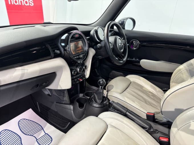 2025 Mini Convertible