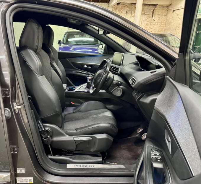 2025 Peugeot 3008