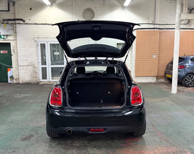 2025 Mini Hatch