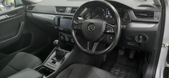 2025 Skoda Superb