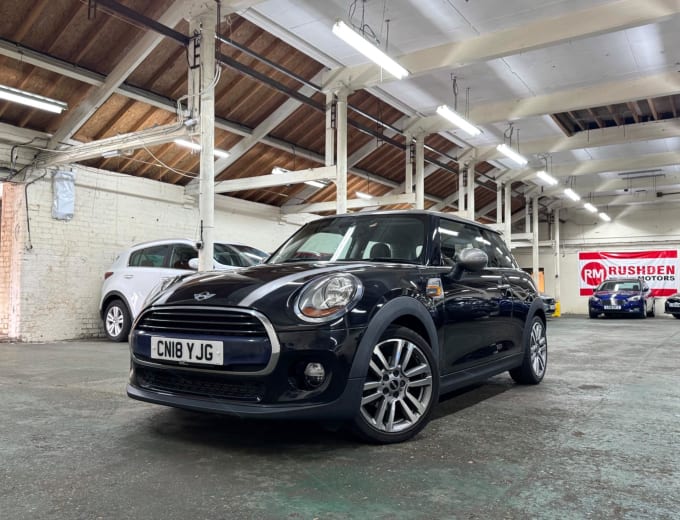 2025 Mini Hatch