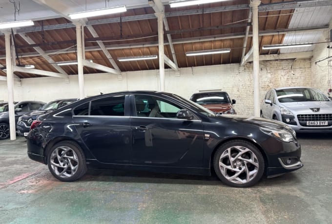 2025 Vauxhall Insignia