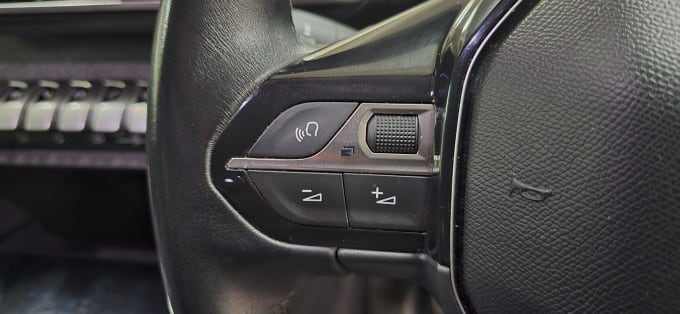 2025 Peugeot 3008
