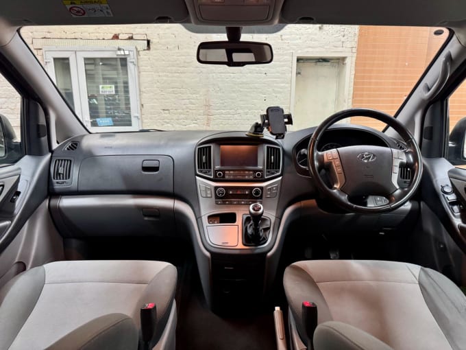 2025 Hyundai I800
