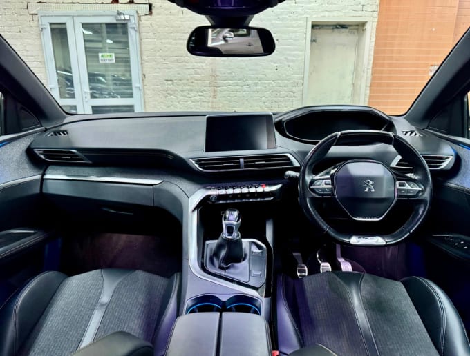 2025 Peugeot 3008
