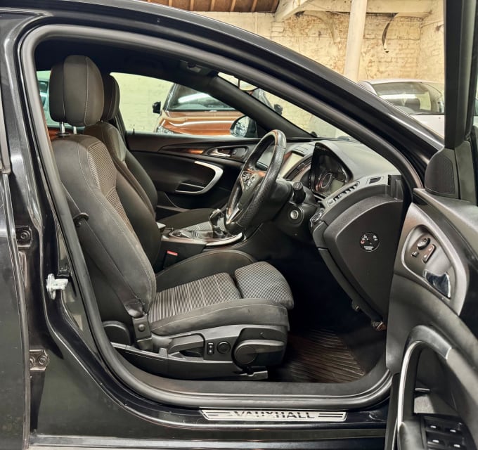 2025 Vauxhall Insignia