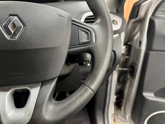 2025 Renault Scenic