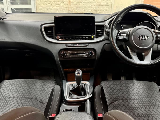 2025 Kia Ceed