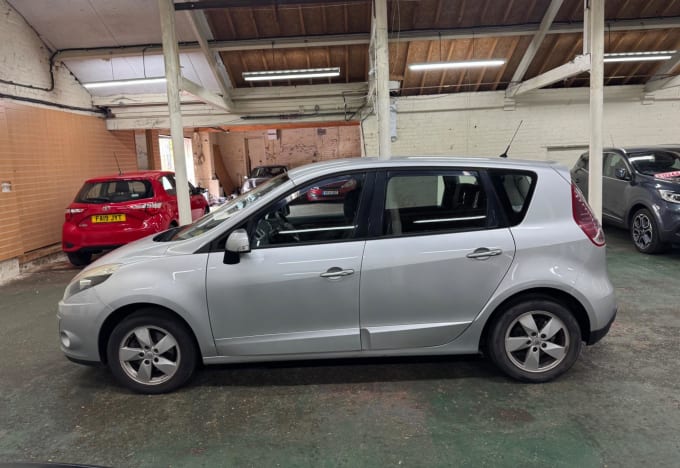 2025 Renault Scenic