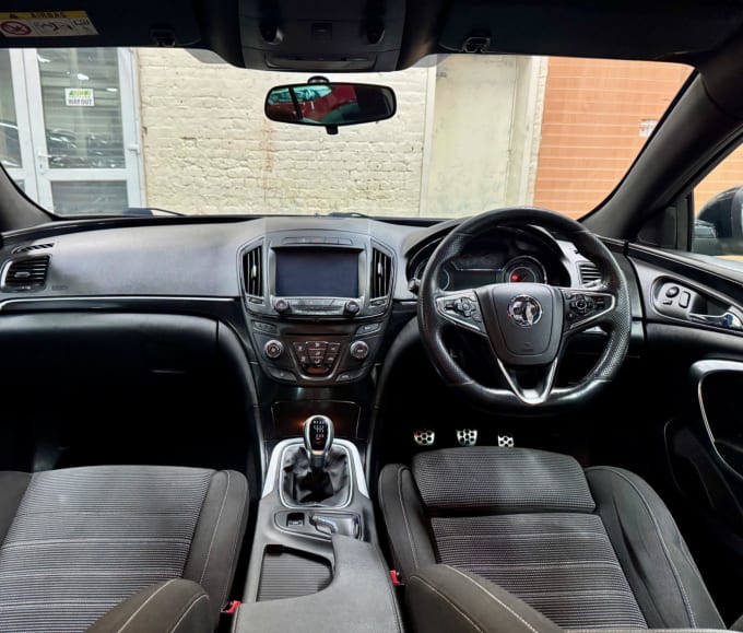 2025 Vauxhall Insignia